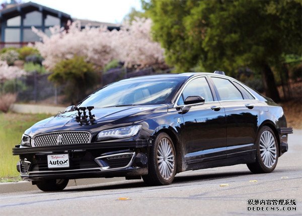 Auto X用于測試的Lincoln MKZ